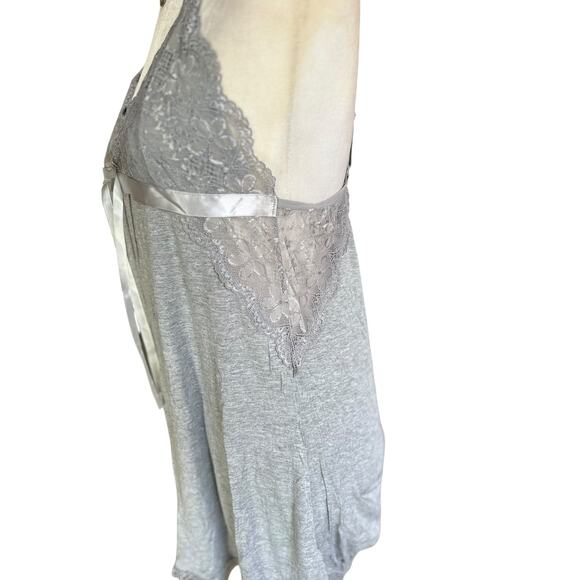 🍁 BUNDLE ONLY - 5/$15  Grey Backless Slip Sleepwear, Lace/Ribbon Detail - Picture 3 of 4